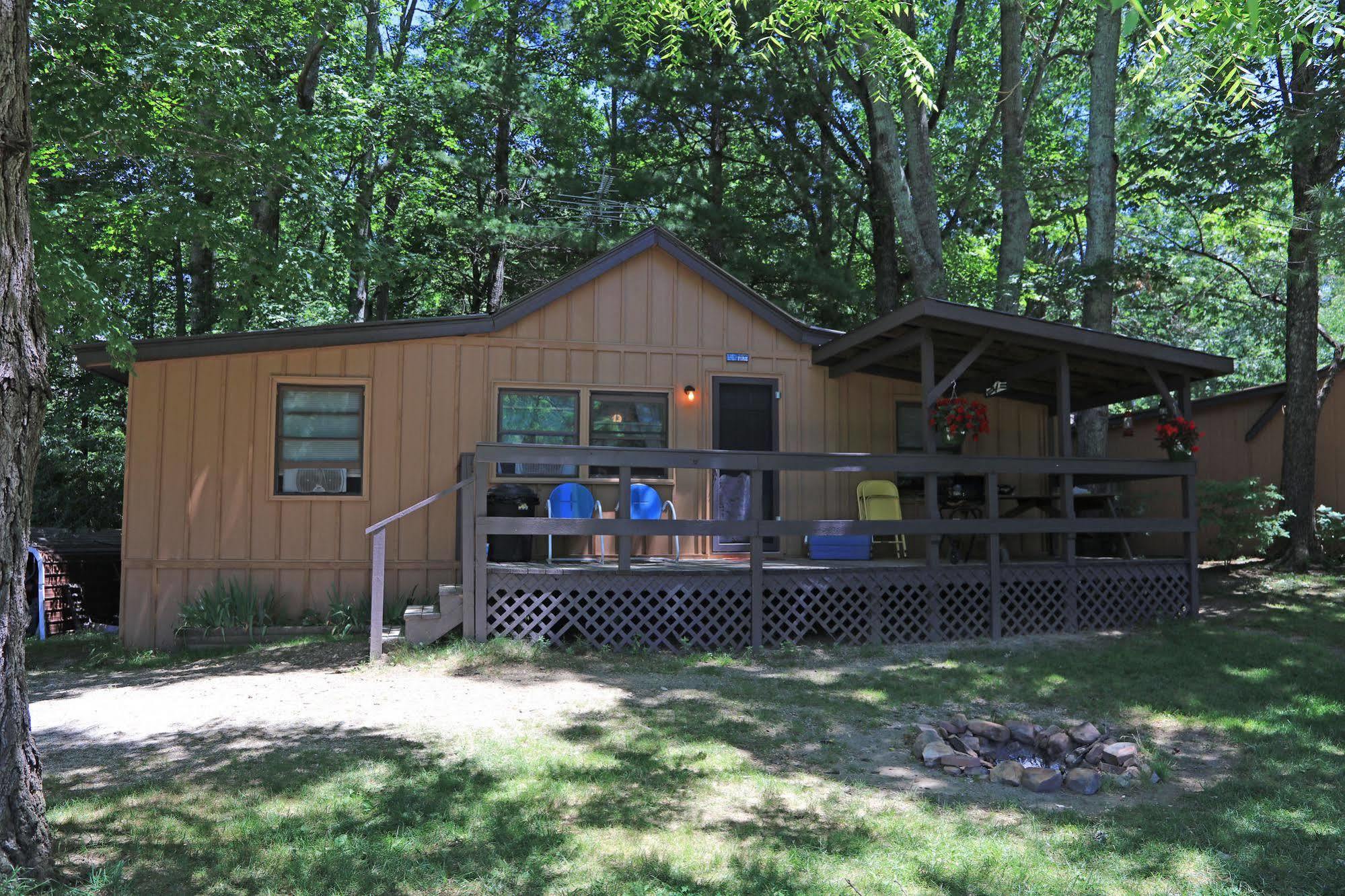 Linville Falls Campground, Rv Park, And Cabins Eksteriør billede